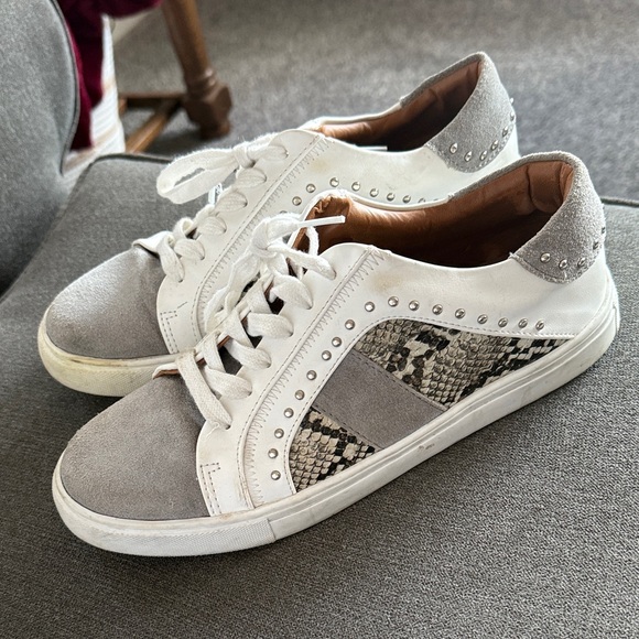 Steve Madden Sneakers - Picture 3 of 5
